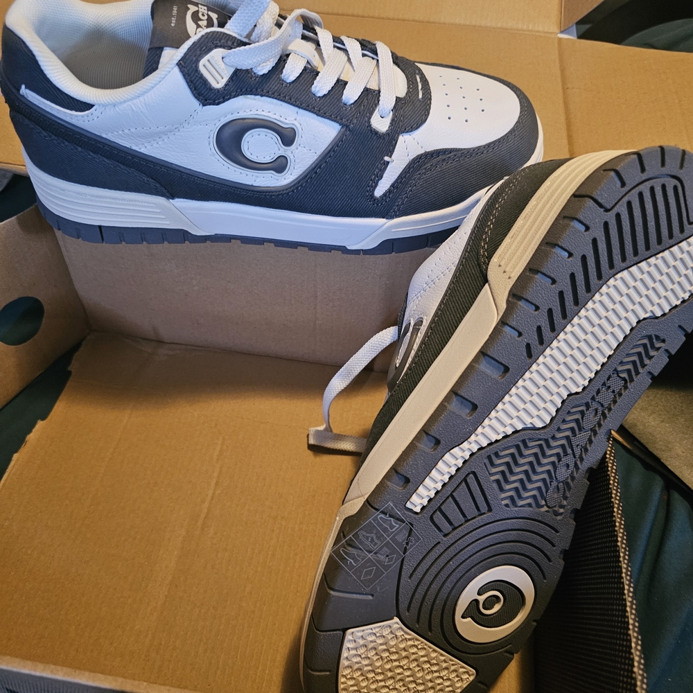 Coach Navy and White Men's Sneakers - Picture 4 of 4